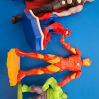 Set pupazzi supereroi marvel