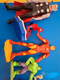 Set pupazzi supereroi marvel