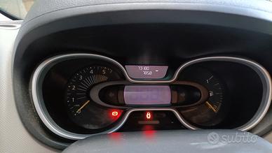 Renault traffic 9 posti