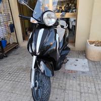 Piaggio Beverly 300