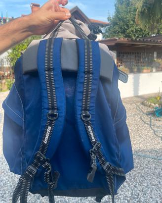 Zaino da montagna invicta