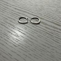 Orecchini in oro bianco con brillantini