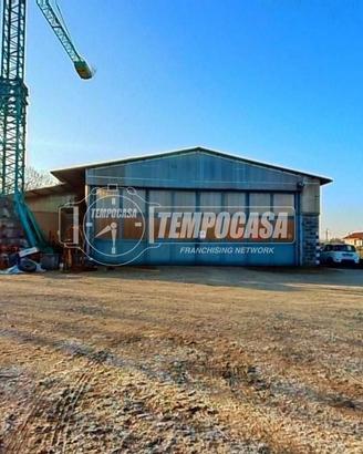 AMPIO CAPANNONE VIA GAMBERI 33 SAN FRANCESCO AL CA