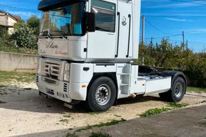 Renault magnum 480 motore Mack