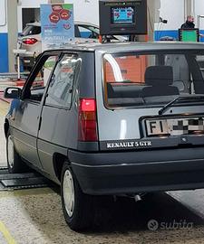 renault 5 GTR