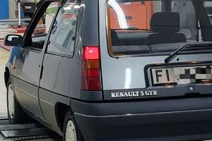 renault 5 GTR