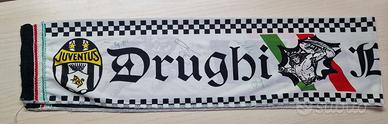 JUVENTUS SCIARPA DRUGHI AUTOGRAFI VARI GIOCATORI.