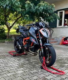 KTM 1290 Super Duke R
