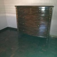 Mobili d'arredo antichi usati