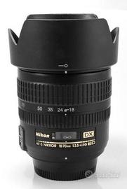 Obiettivo nikon 18 70 scatolo ed accessori di seri