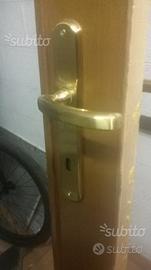 Serratura chiave e maniglia