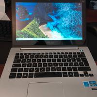 pc portatile laptop ASUS touchscreen