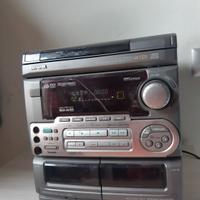 Stereo diverse funzioni tracui cassette,cd e radio