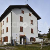 3 LOCALI A FOLGARIA