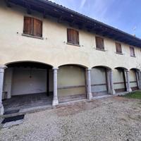 SUGGESTIVA CASA BICAMERE PRONTA DA VIVERE!