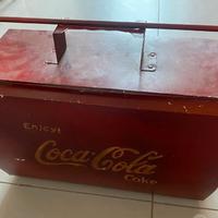 Ghiacciaia coca cola