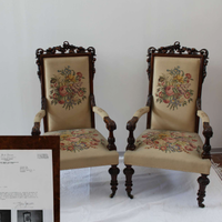 Poltroncine dell’Ottocento in noce – con certifica