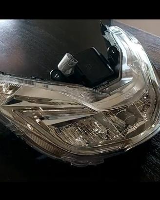Faro anteriore Honda Pcx 125
