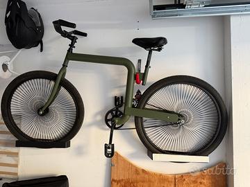 Bici custom reallizata a mano
