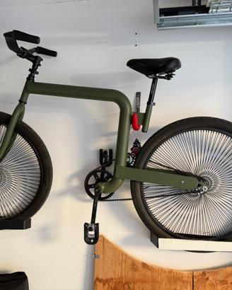Bici custom reallizata a mano