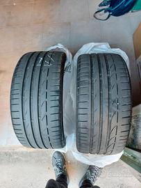 Gomme Bridgestone 245/35  R18