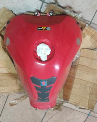 Suzuki Gsr 600 2007 serbatoio 