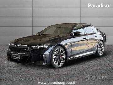 BMW i5 M60 XDRIVE 2023 - KM0 | 601CV | MPERFO...