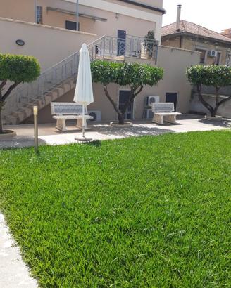 Ampio trilocale ristrutturato a Monasterace Marina