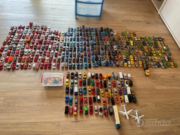 Macchinine hotwheels 
