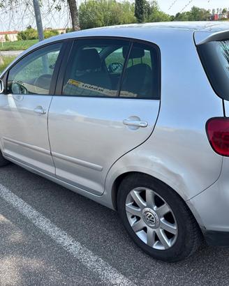 Volkswagen Golf Plus 1.9 TDI DPF Comfortline leggi