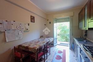 3 LOCALI A SAVIGNONE