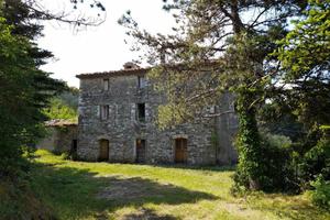 Appartamento di 106 m² con 4 locali e posto auto a