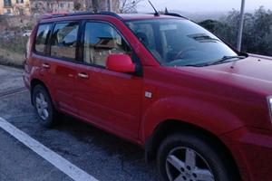Nissan x trail  2.2tdi 4 x 4  2004