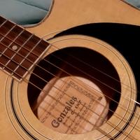 chitarra acustica