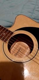 chitarra acustica