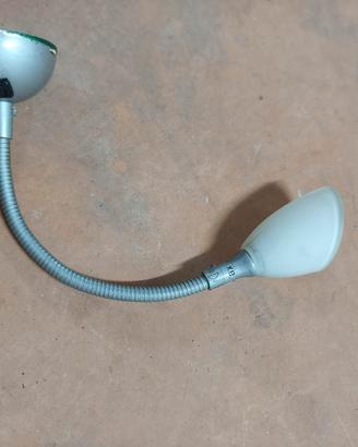 Piccolo applique regolabile da camper 12V
