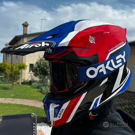 Casco Airoh twist + mascherina Oakley