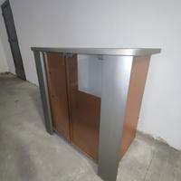 Comodino Porta Televisione con Rotelle 