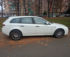 Alfa Romeo 159 sportwagon 1.9