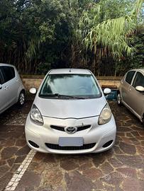 toyota aygo 2011 5 porte