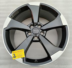 Set Cerchi In Lega NUOVI Da 19 Originali Audi Rs3