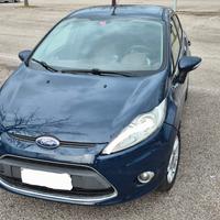 ford fiesta 1.4 gpl Titanium 