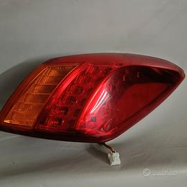 fari posteriori Nissan Murano z51 