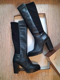 Stivali in pelle verde scuro