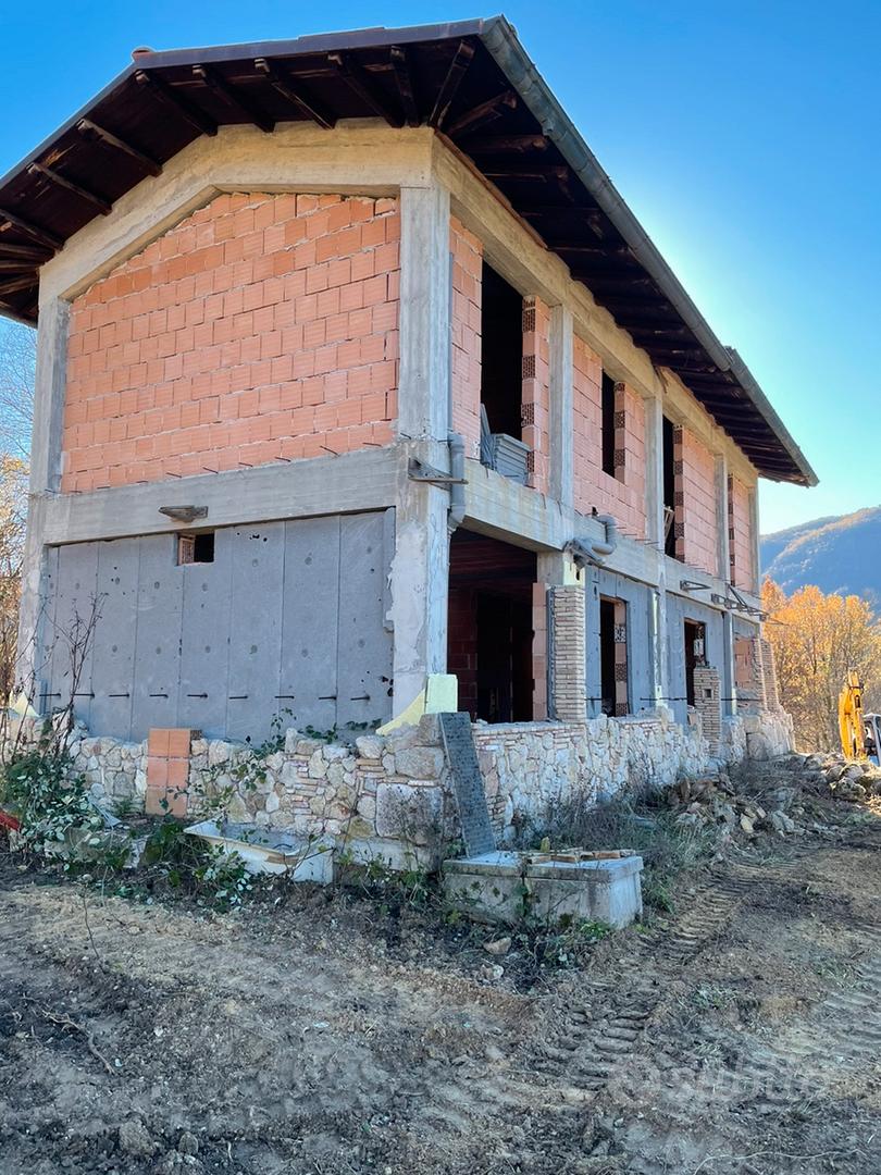 Rustico vista lago del turano Ascrea (Ri) - Vista 3