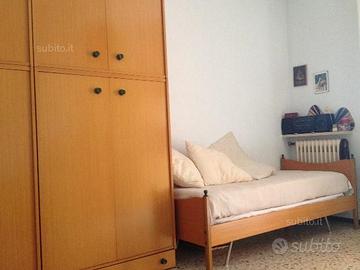 Cameretta con due letti singoli