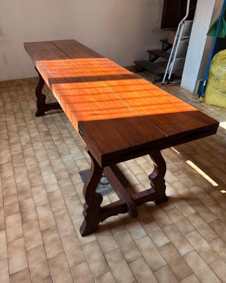 Tavolo in legno