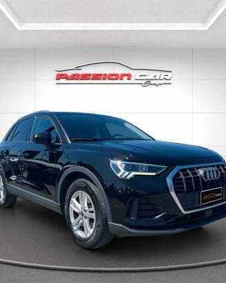 Audi Q3 35 2.0 tdi Business s-tronic