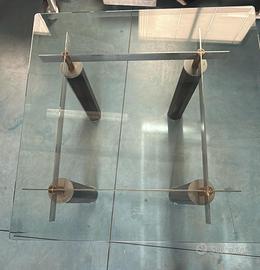 Tavolo in vetro e metallo