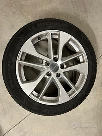 4 cerchi Audi Q2 R18 + gomme estive Michelin usate